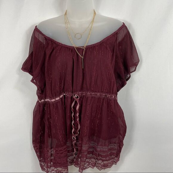 Venezia Burgundy Metallic Sheer Blouse Size 14/16 Check out the Video! - Picture 2 of 9